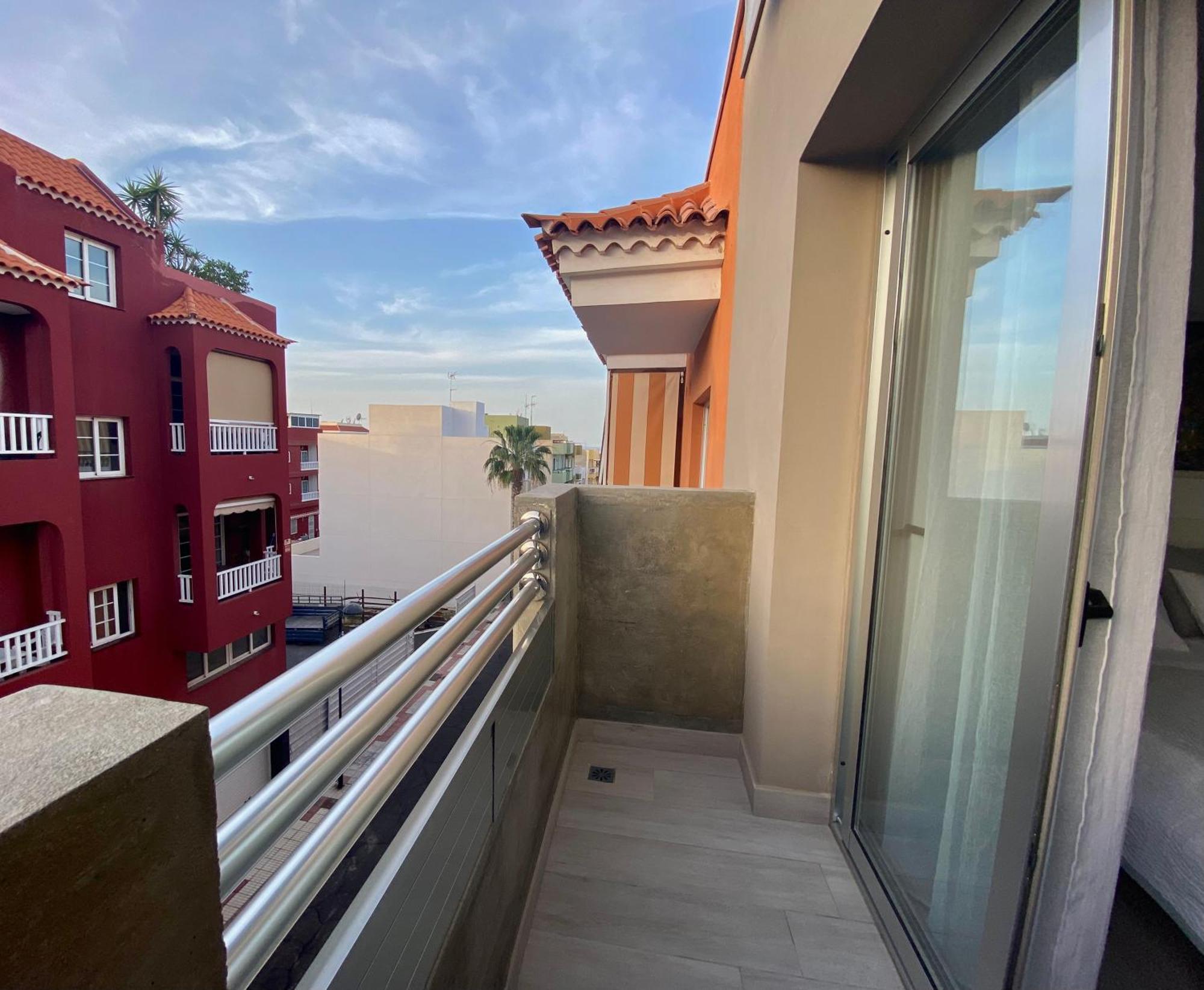 Casa Antonio - Apartamento Sol プラヤ・デ・サン・ファン エクステリア 写真